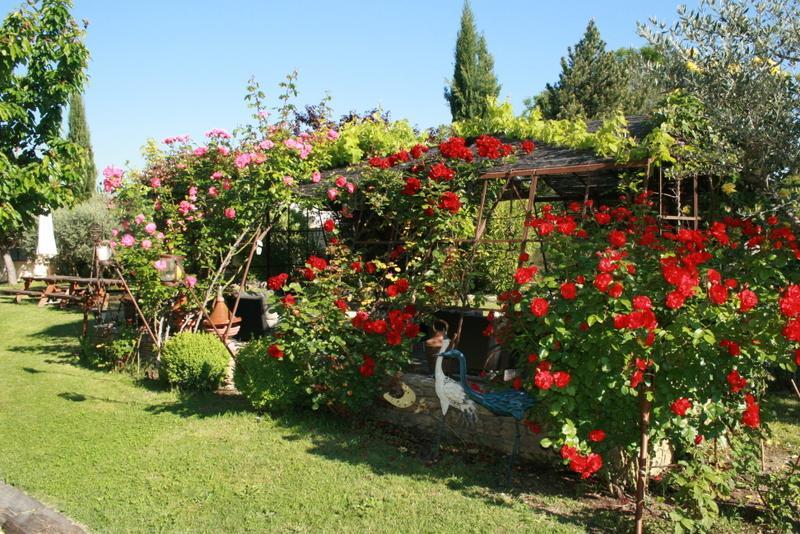 Jade En Provence Vaison-la-Romaine Exterior foto